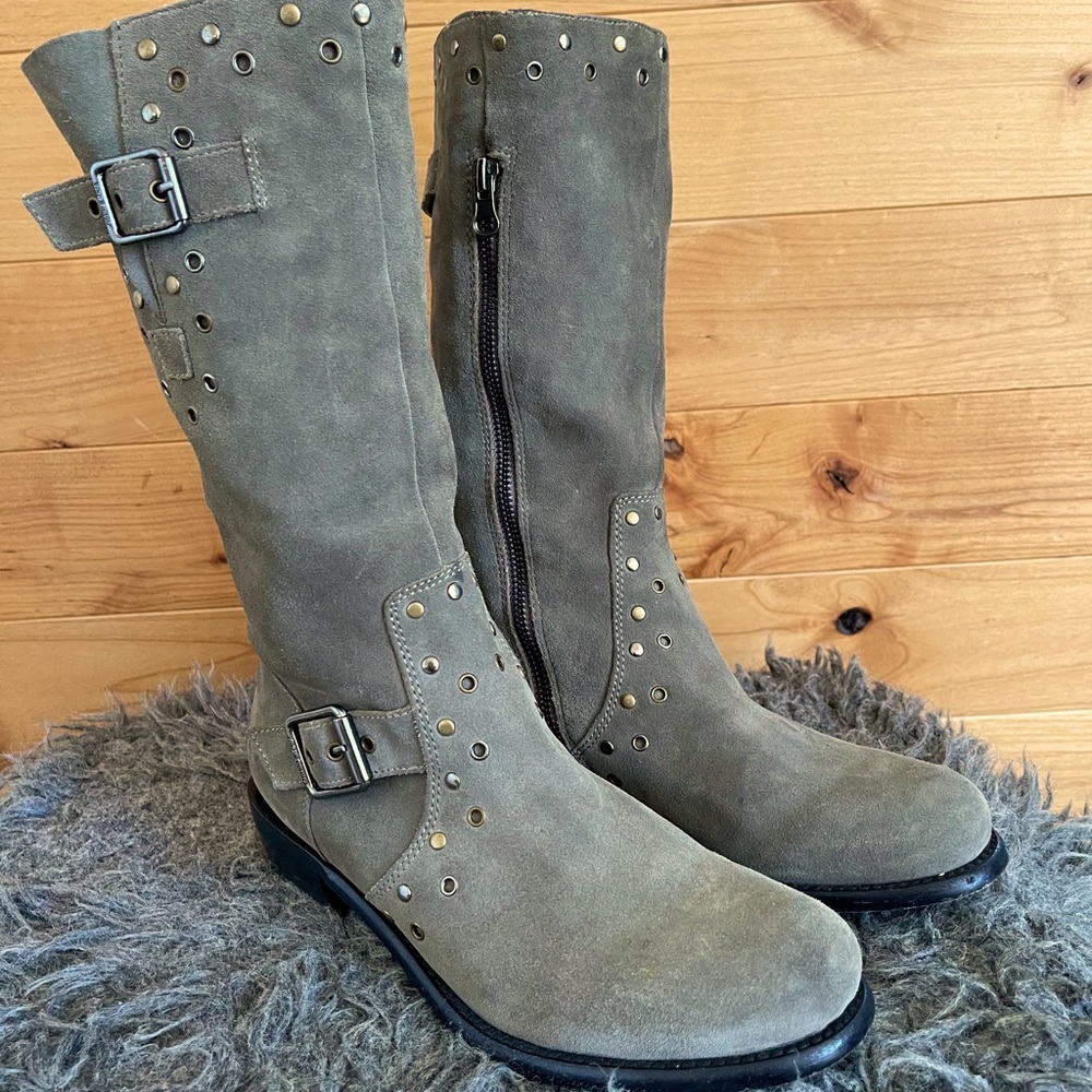 Juicy Couture Giordana grey suede studded boots - Picture 6 of 13